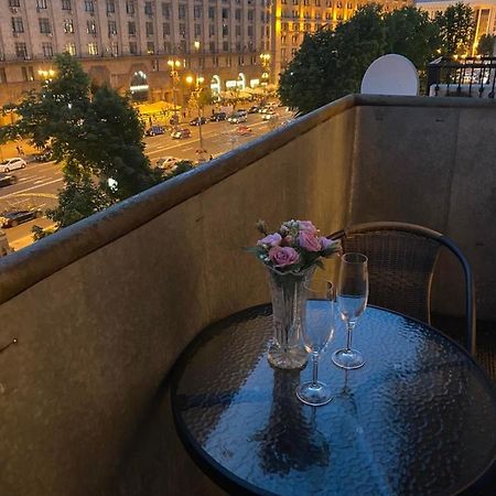 Freddies Apartment Киев Екстериор снимка