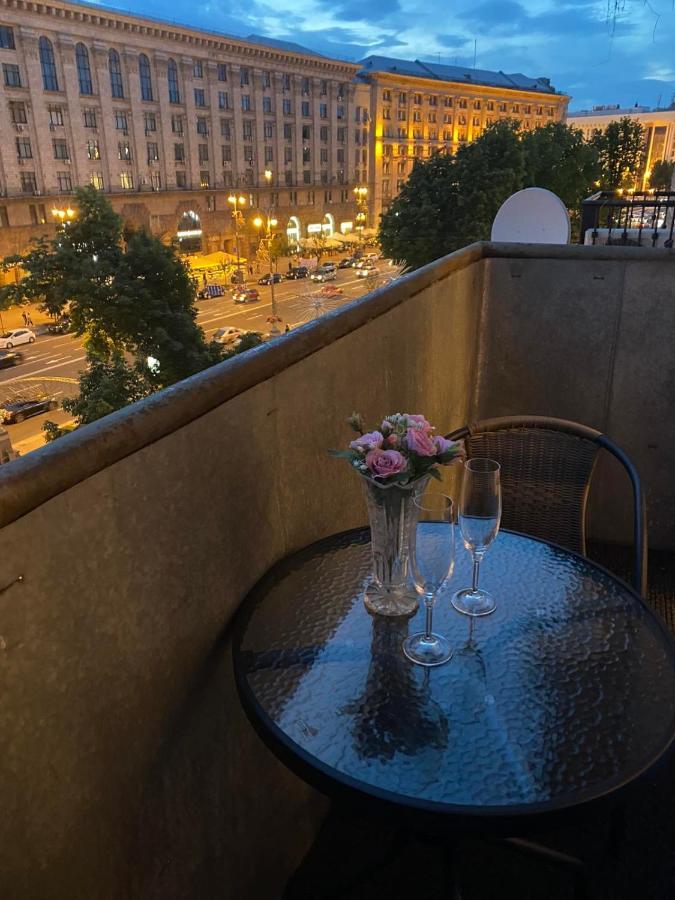 Freddies Apartment Киев Екстериор снимка