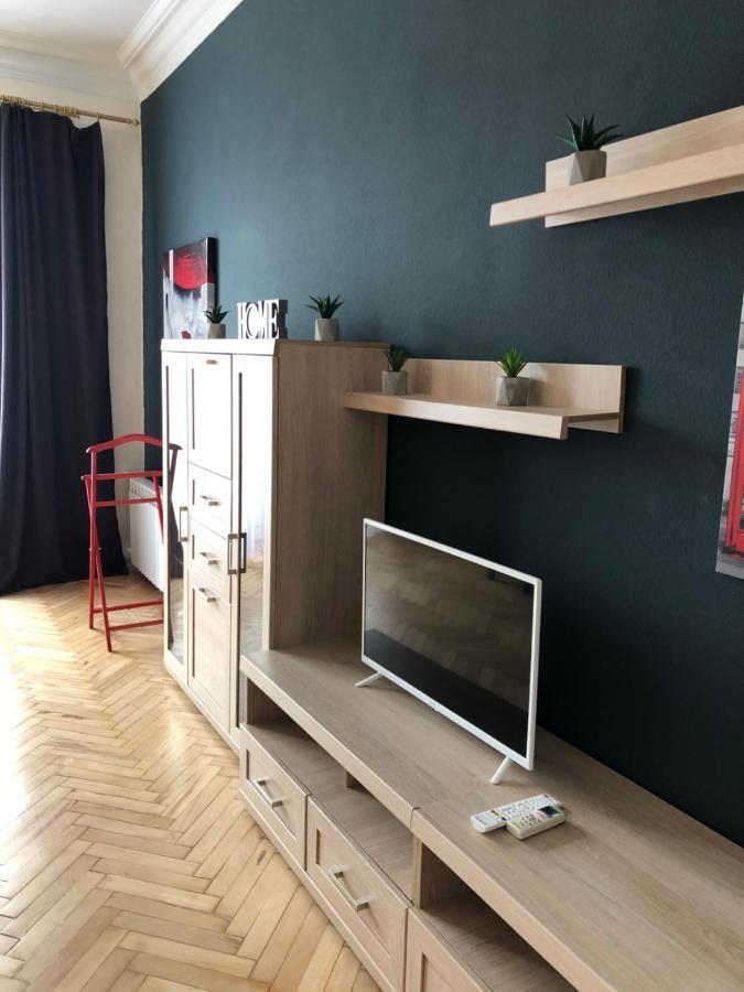 Freddies Apartment Киев Екстериор снимка
