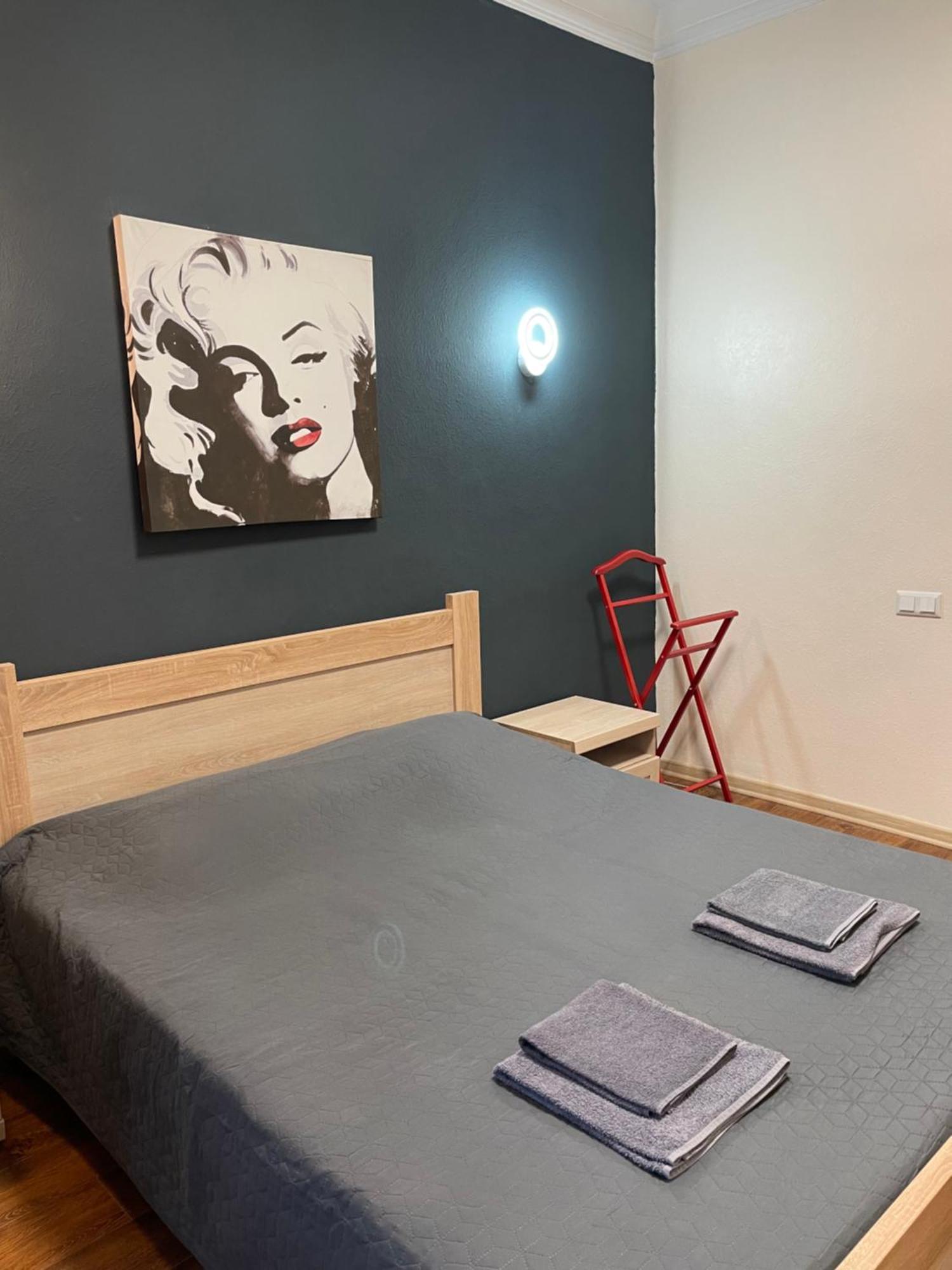 Freddies Apartment Киев Екстериор снимка