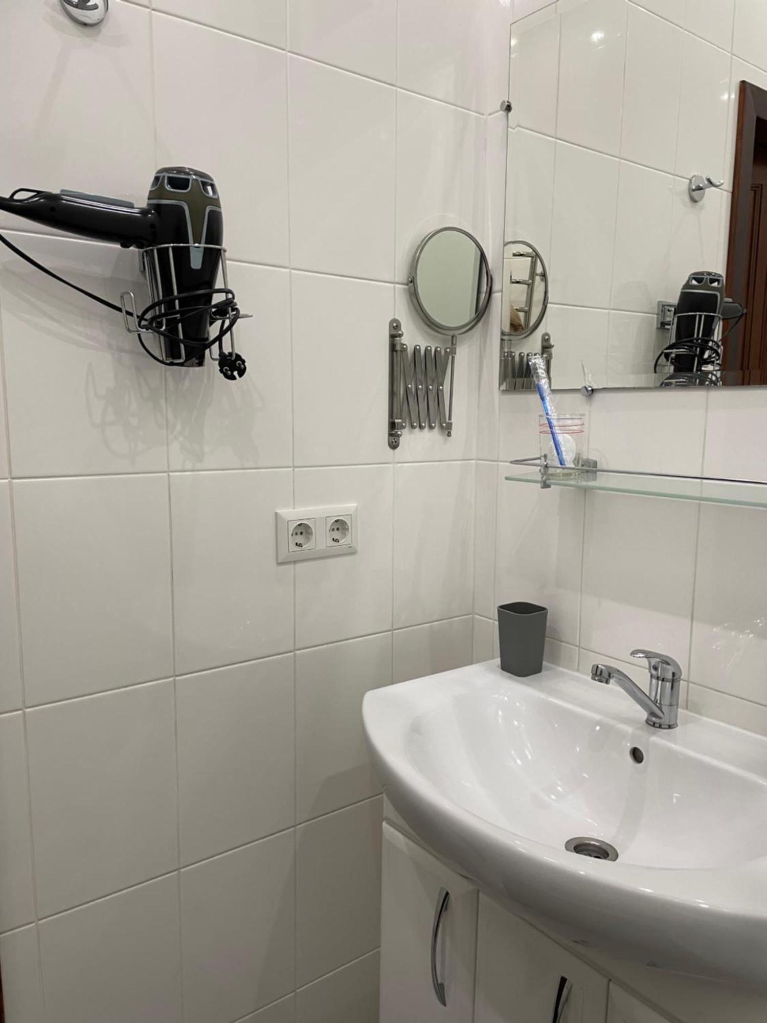 Freddies Apartment Киев Екстериор снимка