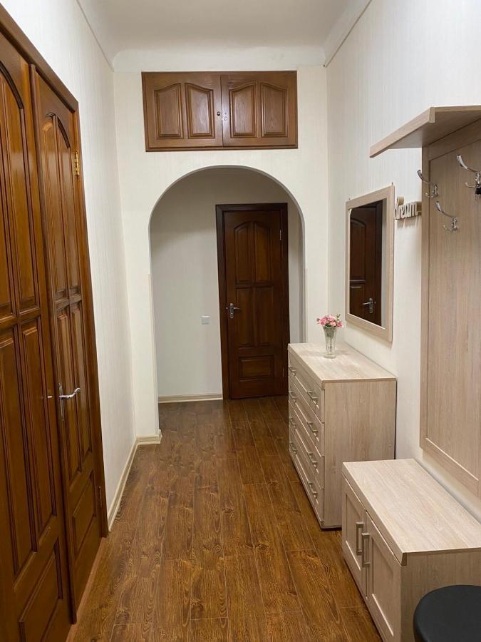 Freddies Apartment Киев Екстериор снимка